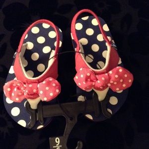 Girls sandals